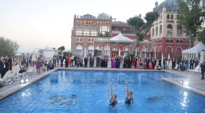 Entertainment-by-the-pool