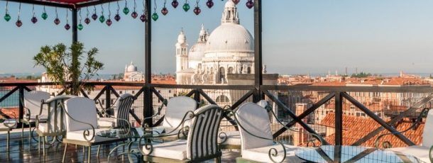 DESTINATION WEDDING IN VENICE BREATHTAKING VENUE for your BIG DAY !