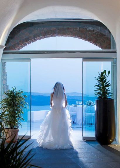 Santorini, A Postcard Landscape For Your Wedding