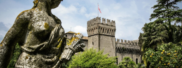 A Dream Wedding In a Majestic And Real Castle