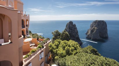 YOUR WEDDING DAY IN A BEAUTIFUL VENUE IN CAPRI ON THE TOP OF THE WORLD !