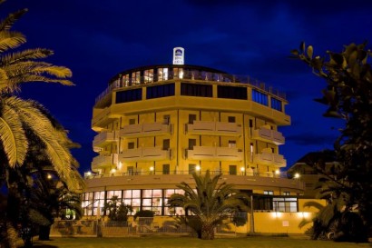 Hotel David Palace: Porto San Giorgio