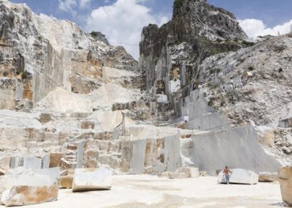 UNE DESTINATION SPECIALE : Une touche de MICHELANGELO OU DU COLISÉE.