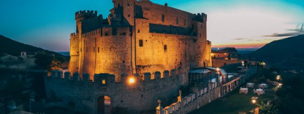 Sentez-vous comme un roi et une reine le jour de votre mariage, mariez-vous au château près de Rome!