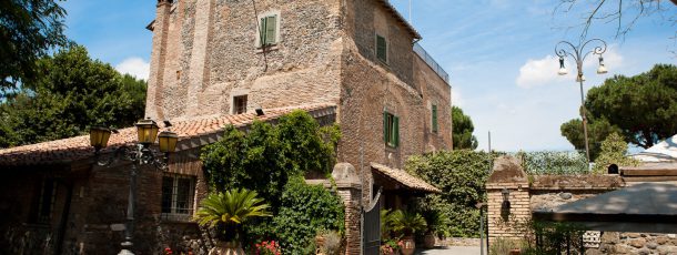 Villa 15 secolo Roma Cette noble et prestigieuse Villa Construite dans une résidence du 15ème siècle appartenait à la maison régnante de la famille King